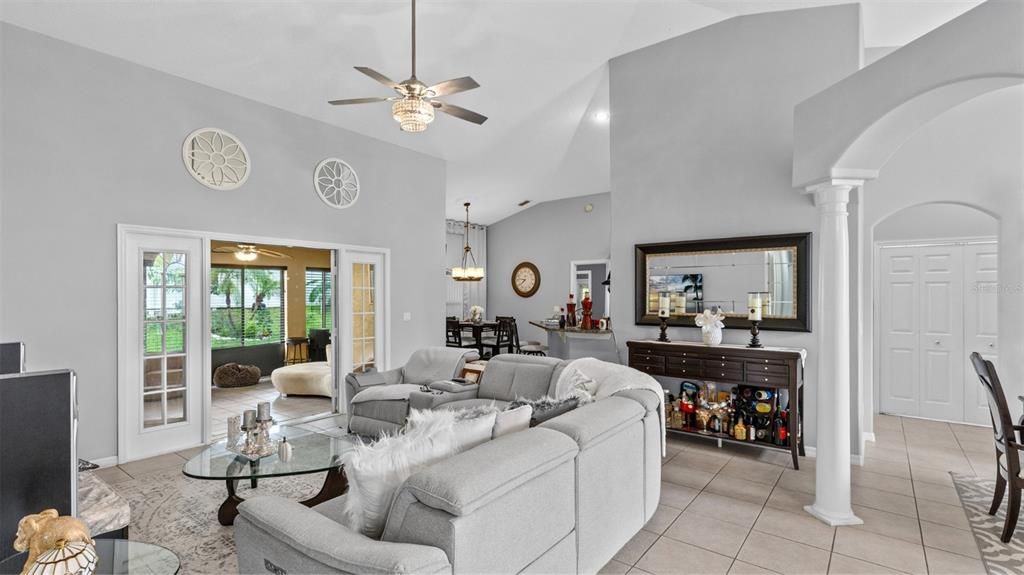 En Venta: $455,000 (3 camas, 2 baños, 1909 Pies cuadrados)