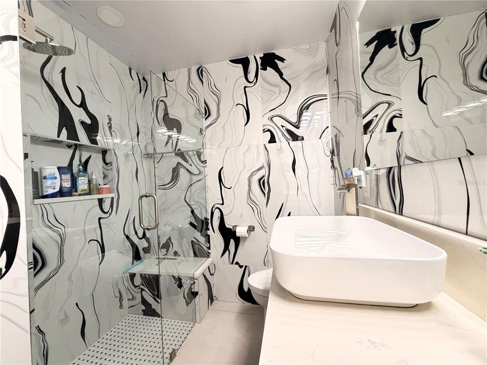 For Sale: $485,000 (5 beds, 3 baths, 1669 Square Feet)