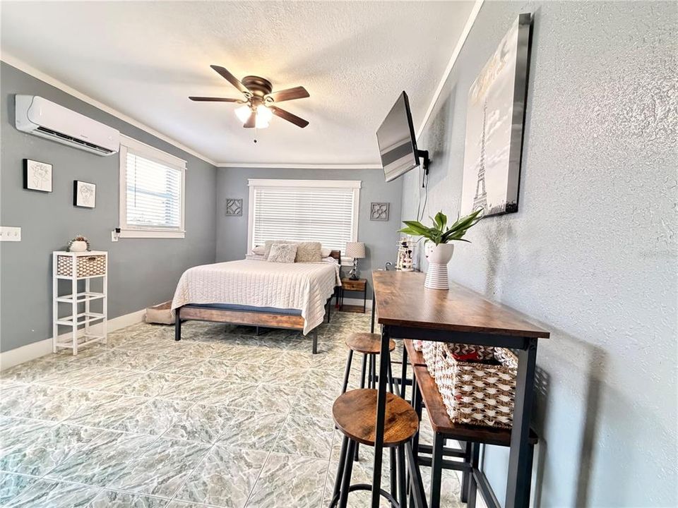 For Sale: $485,000 (5 beds, 3 baths, 1669 Square Feet)