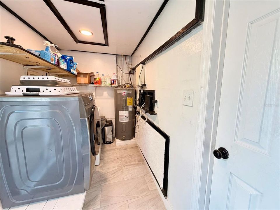For Sale: $485,000 (5 beds, 3 baths, 1669 Square Feet)