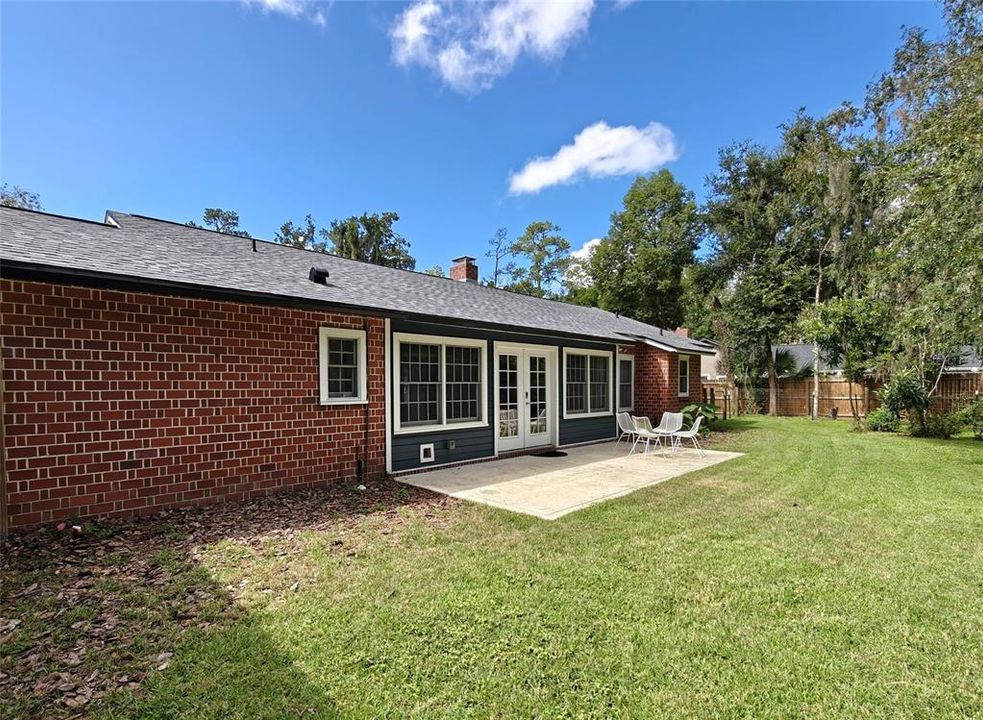 En Venta: $525,500 (4 camas, 3 baños, 2026 Pies cuadrados)