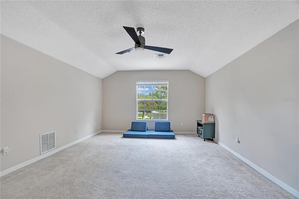 For Sale: $525,000 (3 beds, 2 baths, 2317 Square Feet)