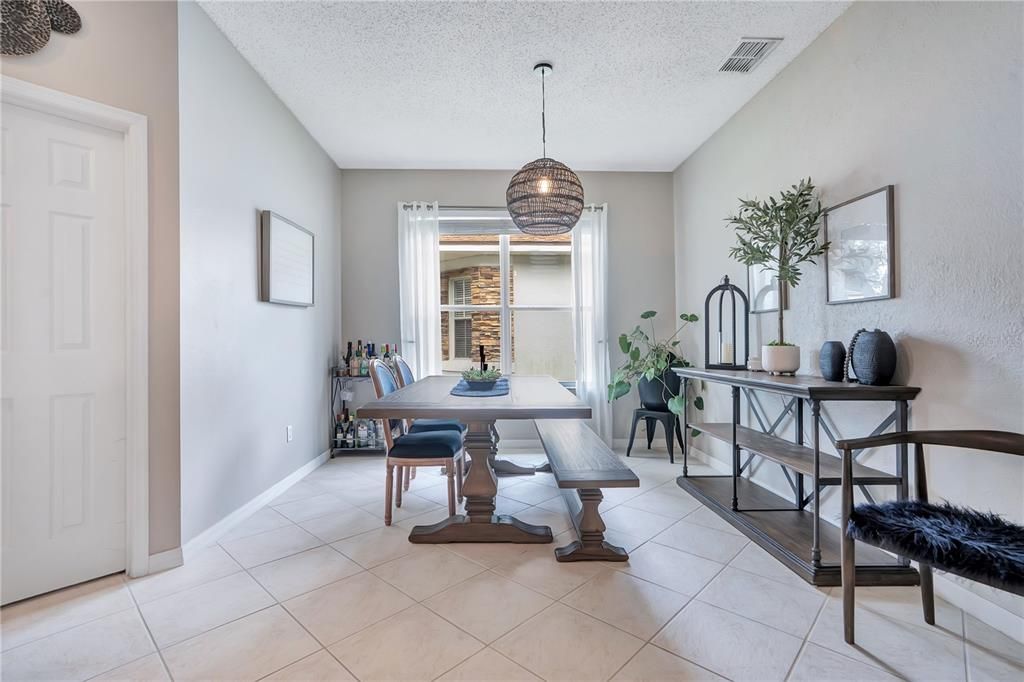 For Sale: $525,000 (3 beds, 2 baths, 2317 Square Feet)