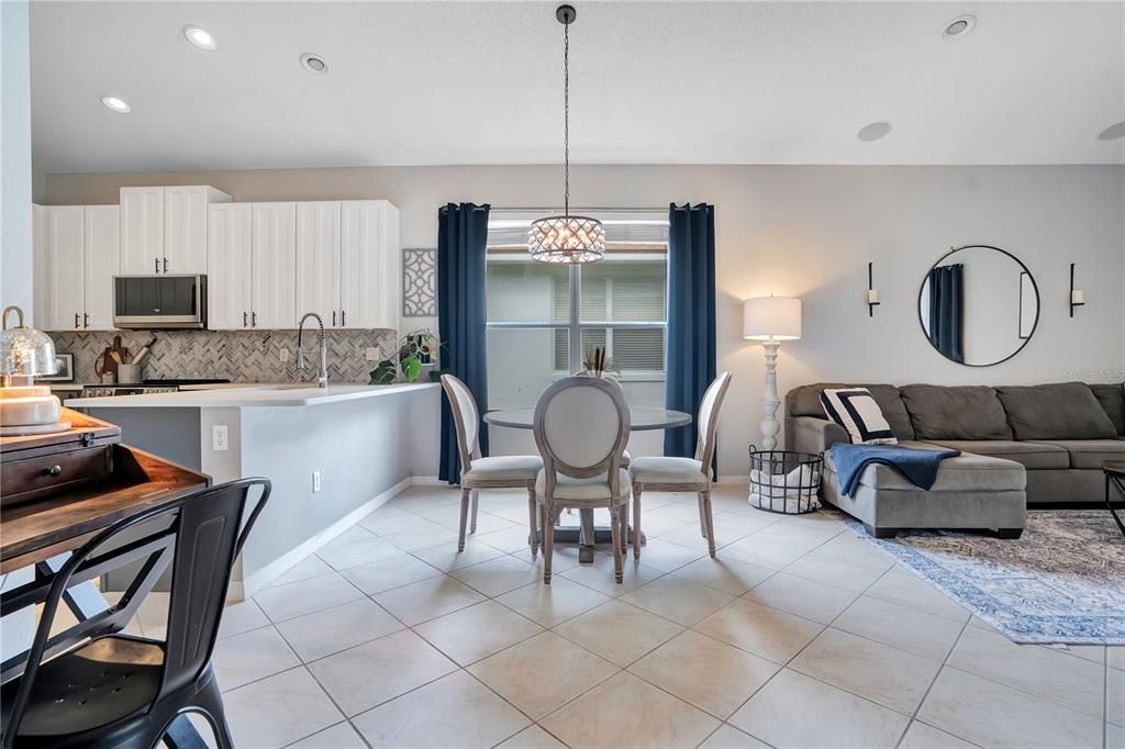 For Sale: $525,000 (3 beds, 2 baths, 2317 Square Feet)
