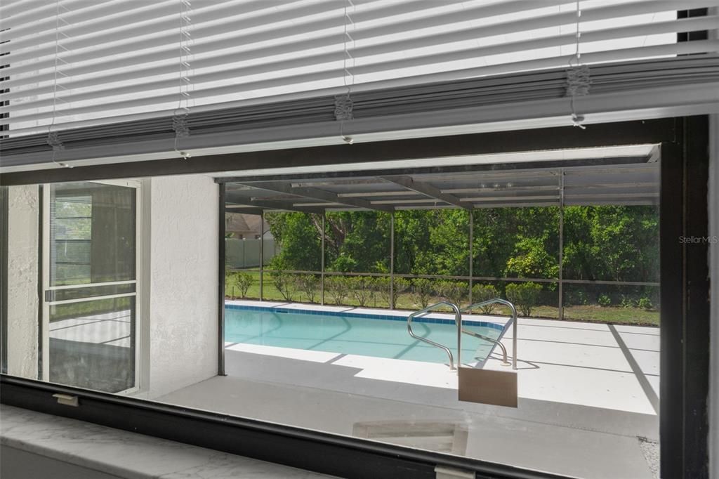For Sale: $274,900 (2 beds, 2 baths, 1311 Square Feet)