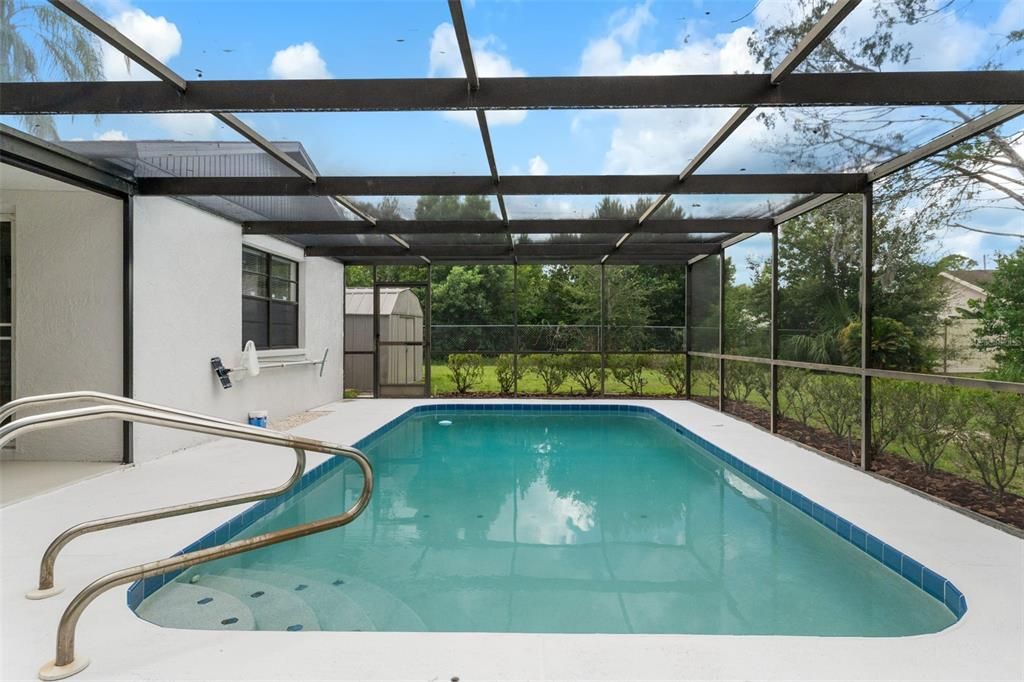 For Sale: $274,900 (2 beds, 2 baths, 1311 Square Feet)
