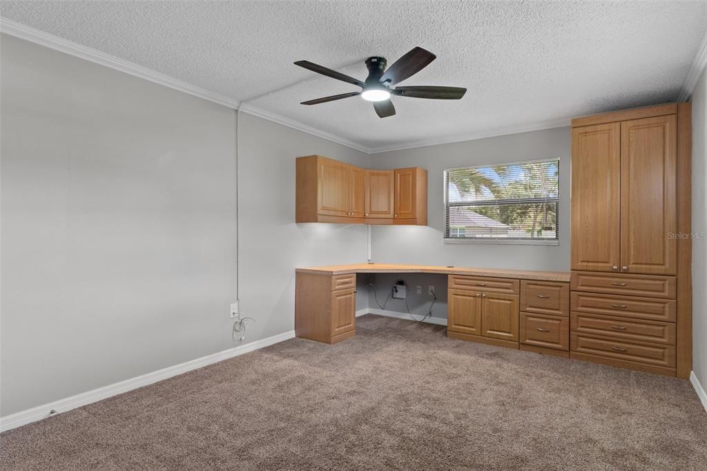 For Sale: $274,900 (2 beds, 2 baths, 1311 Square Feet)