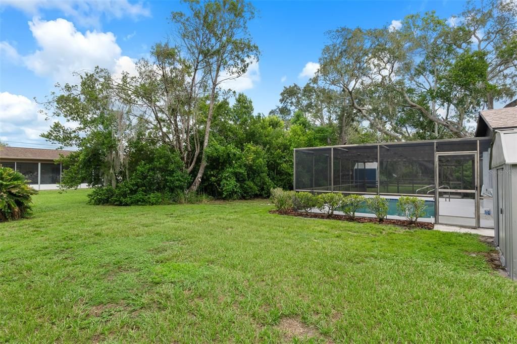 For Sale: $274,900 (2 beds, 2 baths, 1311 Square Feet)