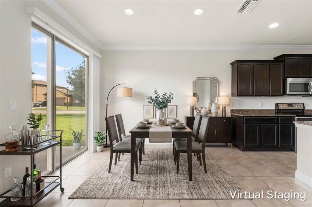 For Sale: $450,000 (5 beds, 3 baths, 2638 Square Feet)