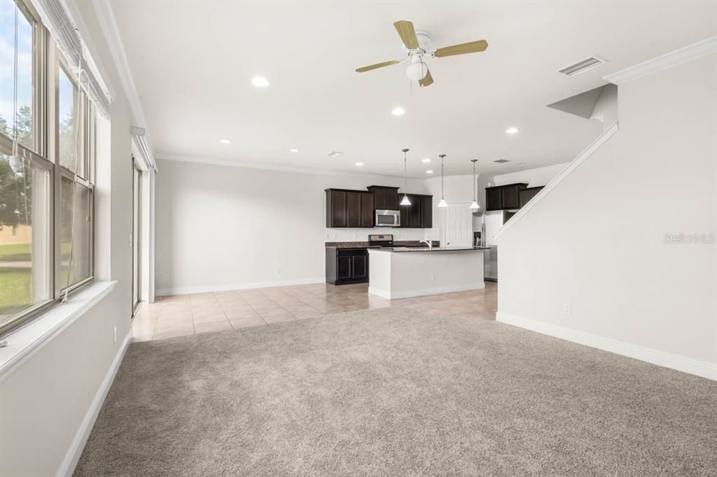 For Sale: $450,000 (5 beds, 3 baths, 2638 Square Feet)