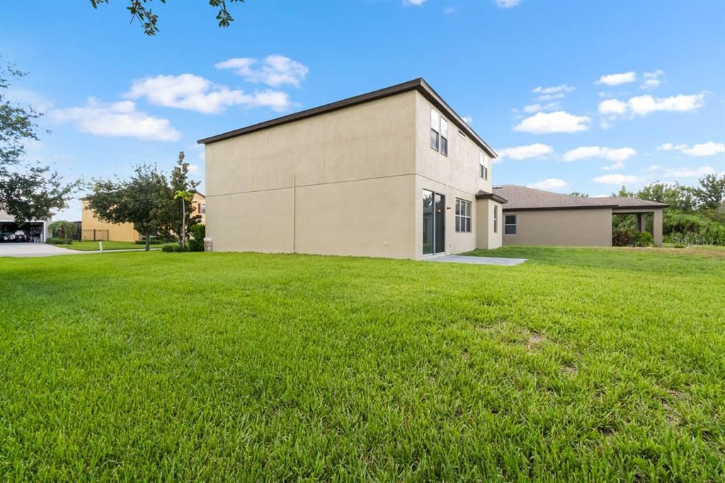 For Sale: $450,000 (5 beds, 3 baths, 2638 Square Feet)