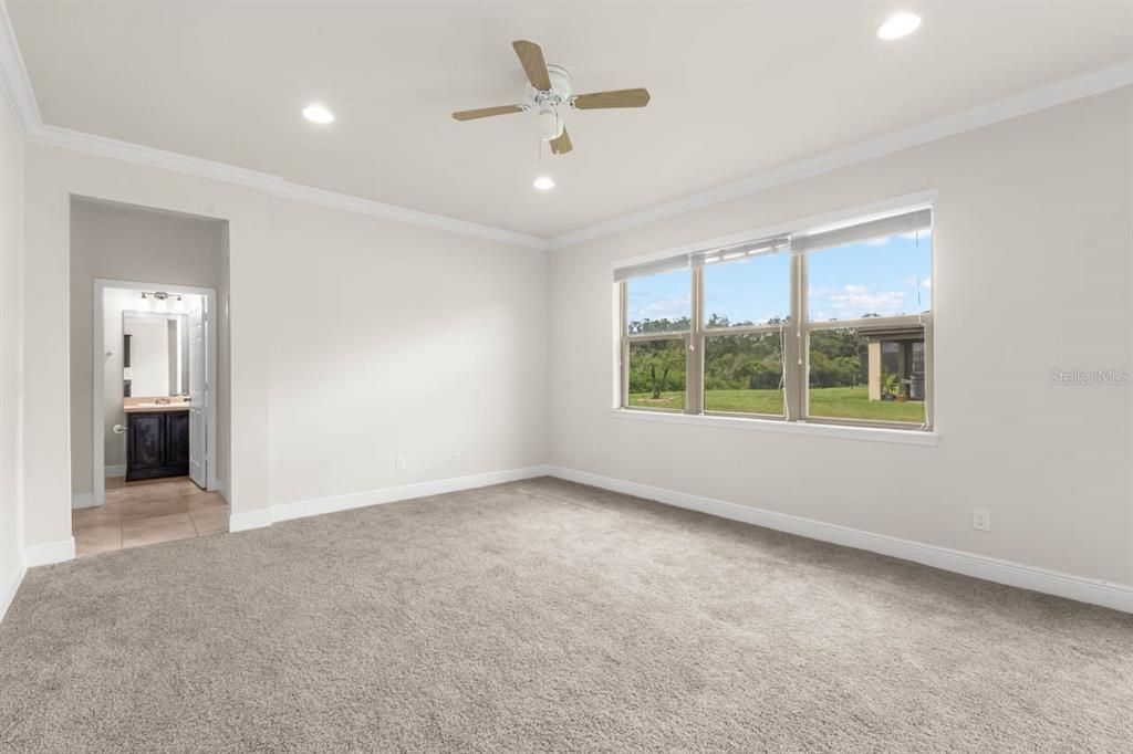 For Sale: $450,000 (5 beds, 3 baths, 2638 Square Feet)