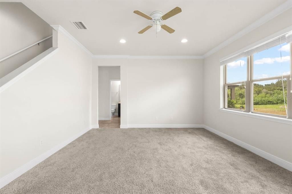 For Sale: $450,000 (5 beds, 3 baths, 2638 Square Feet)