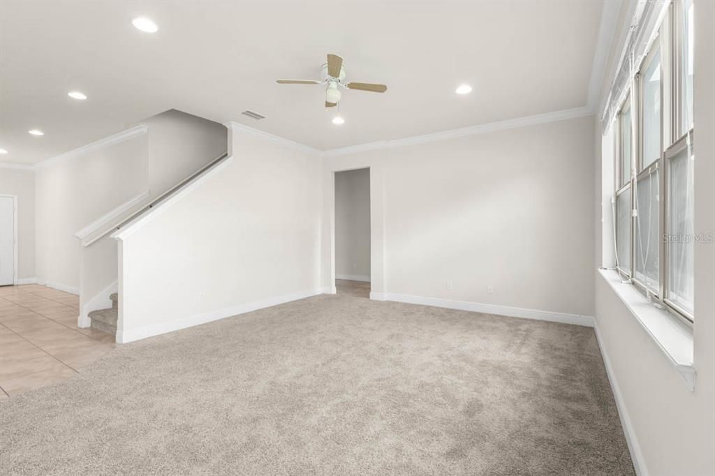 For Sale: $450,000 (5 beds, 3 baths, 2638 Square Feet)