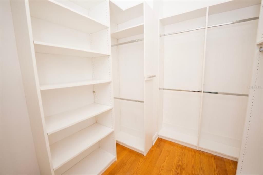 В аренду: $7,850 (4 спален, 3 ванн, 3689 Квадратных фут)