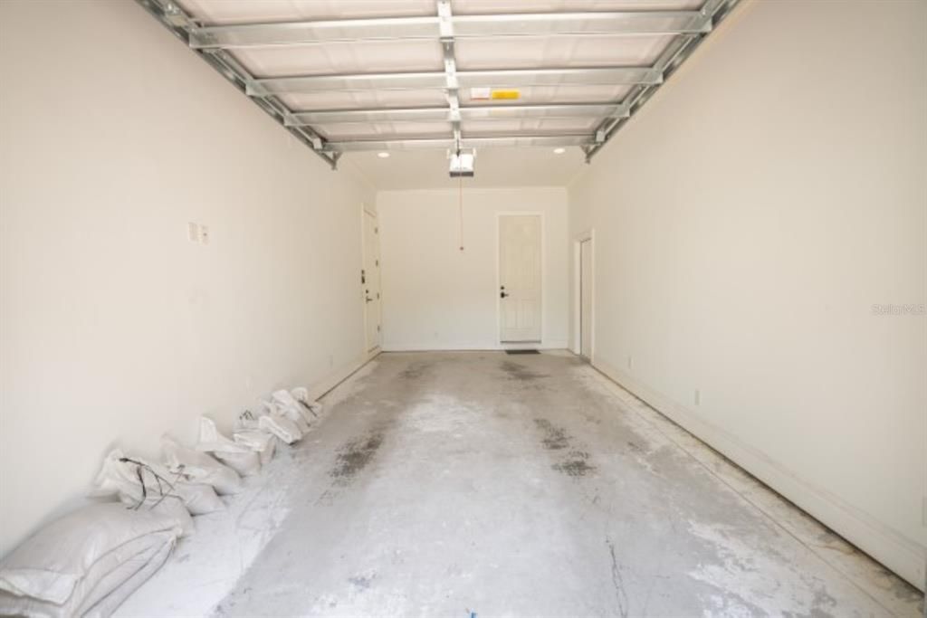 В аренду: $7,850 (4 спален, 3 ванн, 3689 Квадратных фут)