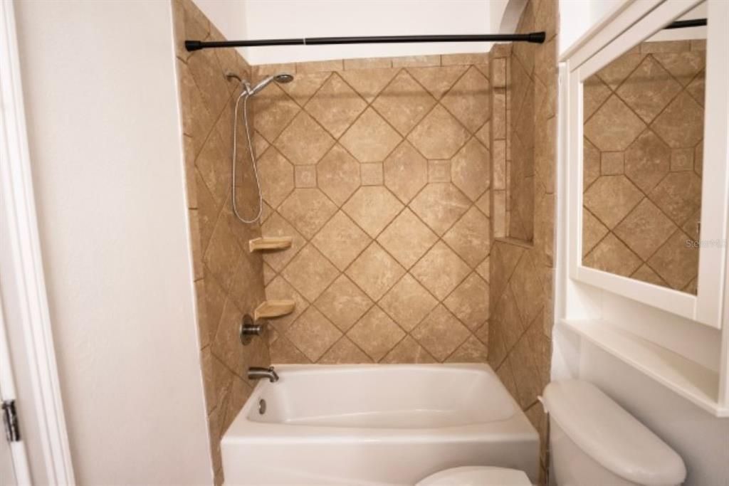 В аренду: $7,850 (4 спален, 3 ванн, 3689 Квадратных фут)