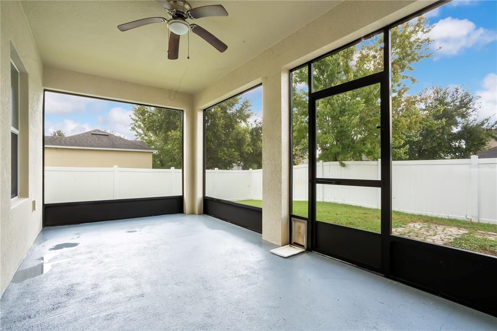 En Venta: $439,900 (5 camas, 3 baños, 2232 Pies cuadrados)