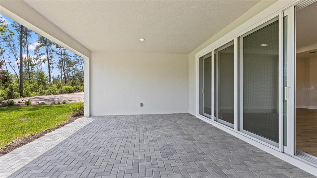 For Sale: $529,990 (2 beds, 2 baths, 2029 Square Feet)