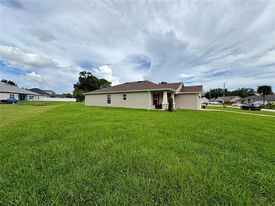 For Sale: $298,000 (3 beds, 2 baths, 1535 Square Feet)