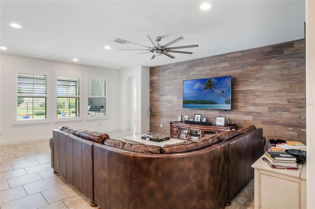 For Rent: $8,900 (5 beds, 4 baths, 4028 Square Feet)