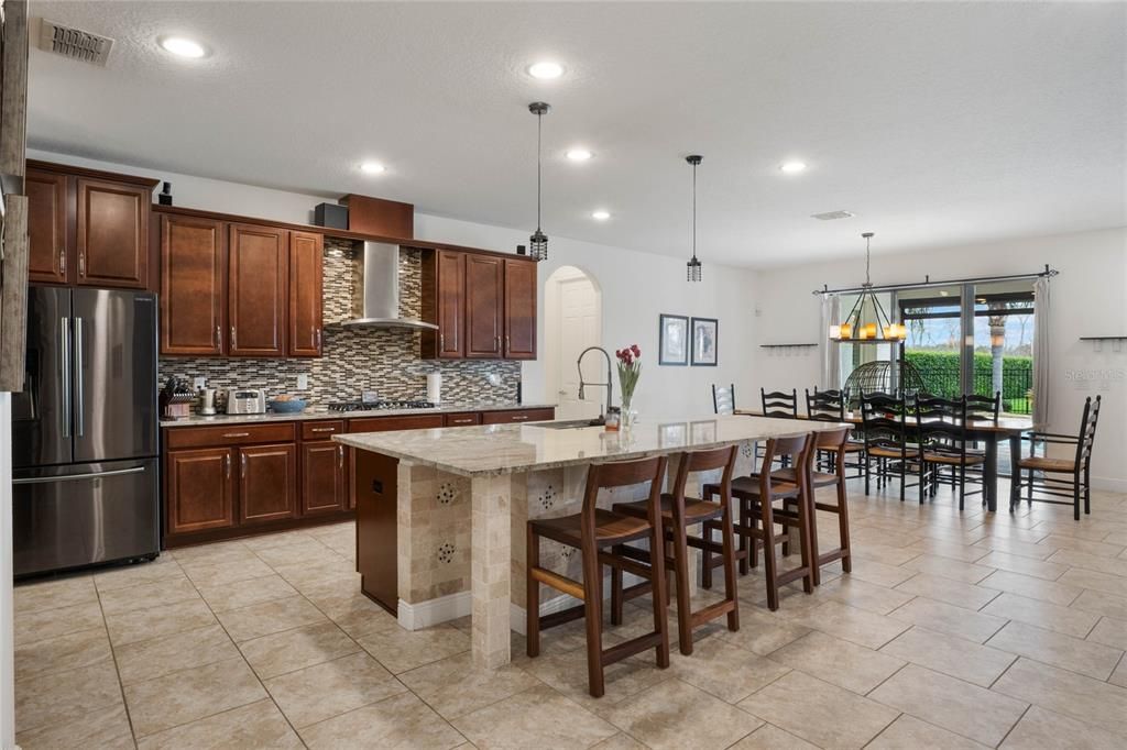 For Rent: $8,900 (5 beds, 4 baths, 4028 Square Feet)