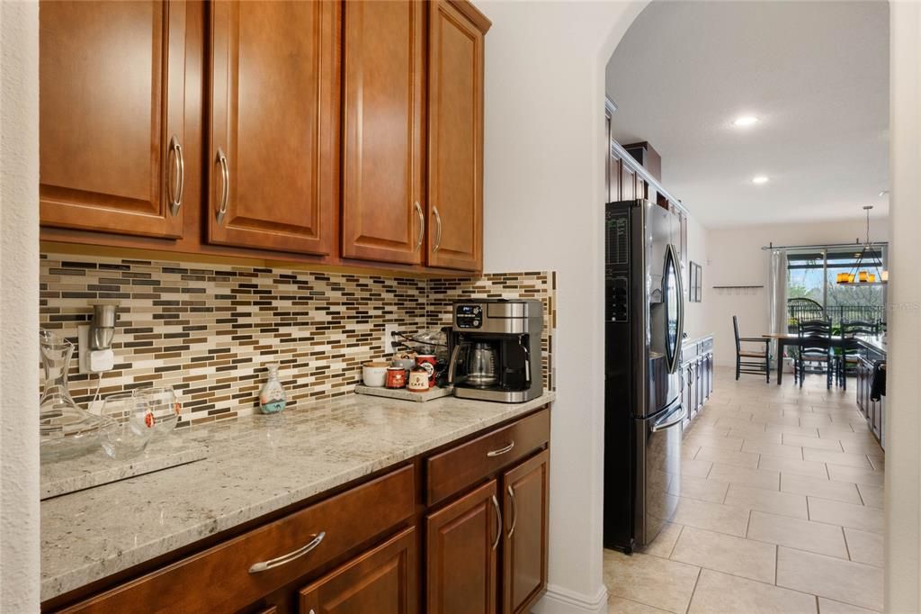 For Rent: $8,900 (5 beds, 4 baths, 4028 Square Feet)