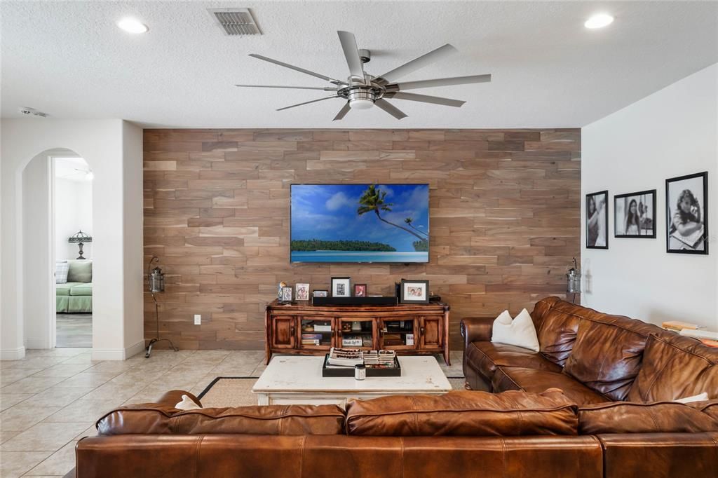 For Rent: $8,900 (5 beds, 4 baths, 4028 Square Feet)