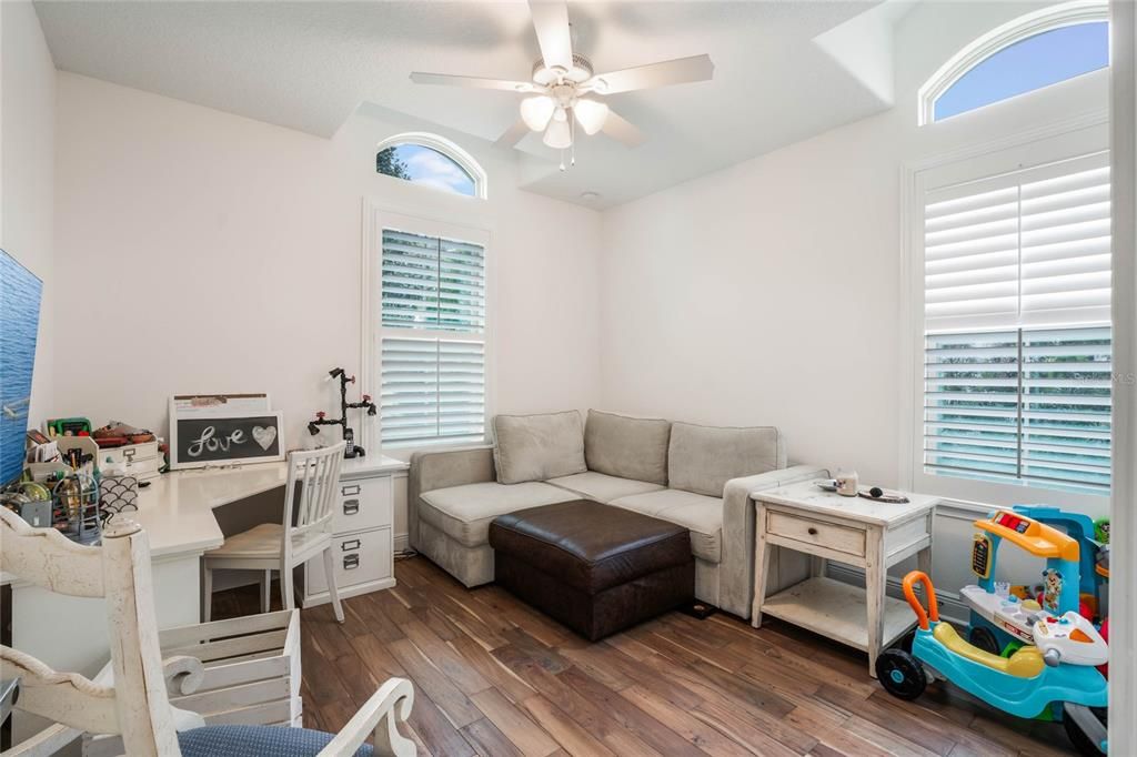 For Rent: $8,900 (5 beds, 4 baths, 4028 Square Feet)