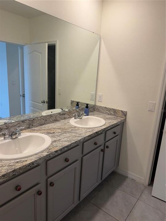 В аренду: $1,890 (3 спален, 2 ванн, 1673 Квадратных фут)