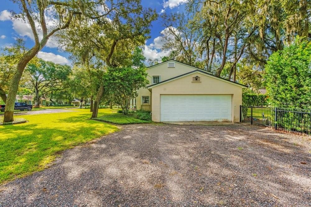 En Venta: $850,000 (3 camas, 3 baños, 2048 Pies cuadrados)
