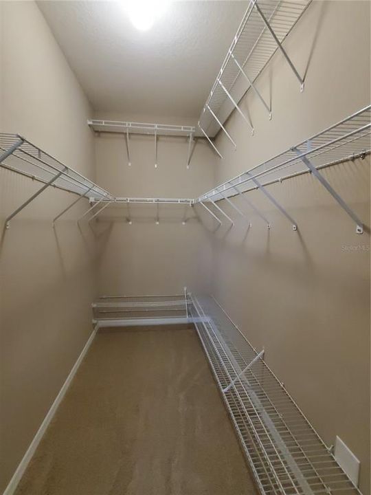 En Renta: $2,430 (3 camas, 2 baños, 1801 Pies cuadrados)