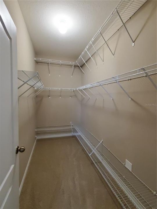En Renta: $2,430 (3 camas, 2 baños, 1801 Pies cuadrados)