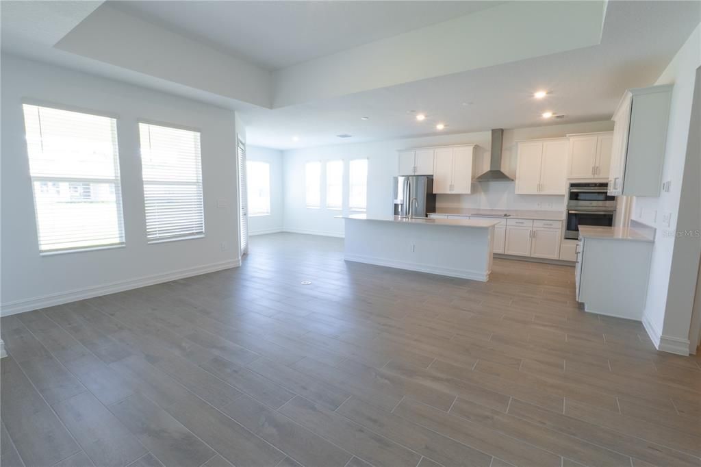 For Rent: $3,500 (3 beds, 3 baths, 2156 Square Feet)
