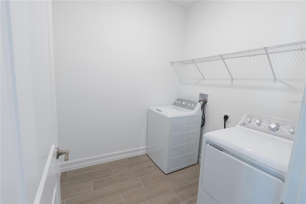 For Rent: $3,500 (3 beds, 3 baths, 2156 Square Feet)