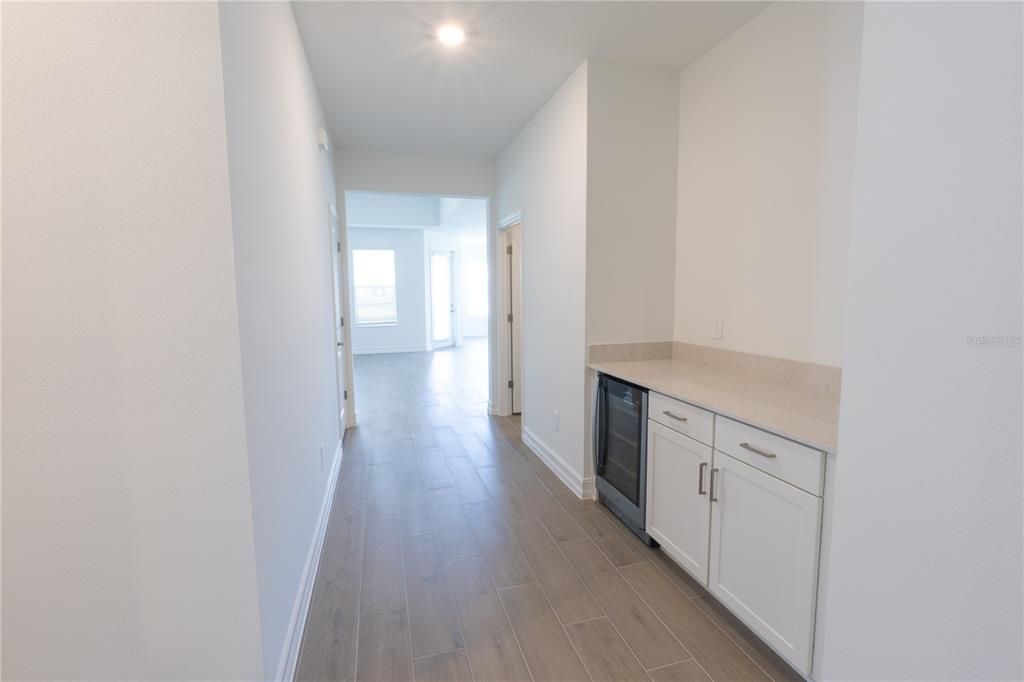 For Rent: $3,500 (3 beds, 3 baths, 2156 Square Feet)