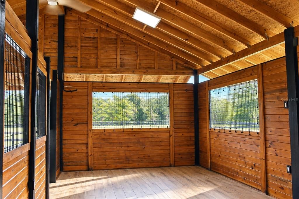На продажу: $1,095,000 (4 спален, 3 ванн, 4341 Квадратных фут)