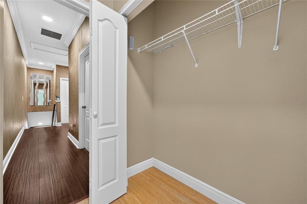 For Rent: $3,000 (3 beds, 2 baths, 1680 Square Feet)