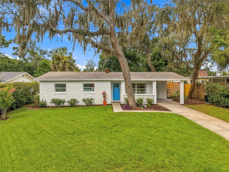 For Sale: $575,000 (3 beds, 2 baths, 1136 Square Feet)