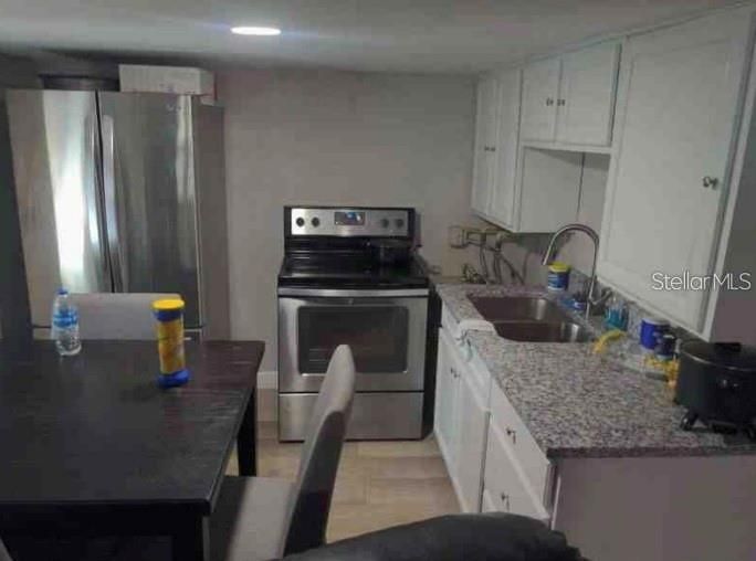 En Venta: $399,000 (6 camas, 0 baños, 2148 Pies cuadrados)
