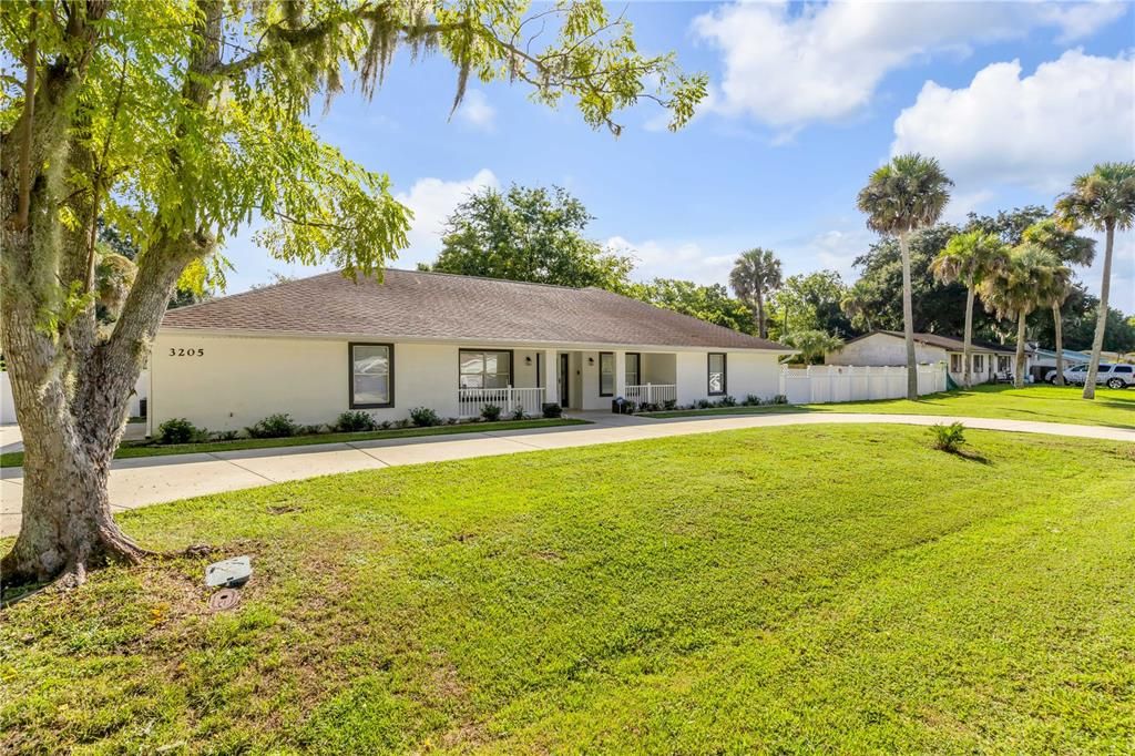 En Venta: $379,000 (3 camas, 2 baños, 2286 Pies cuadrados)