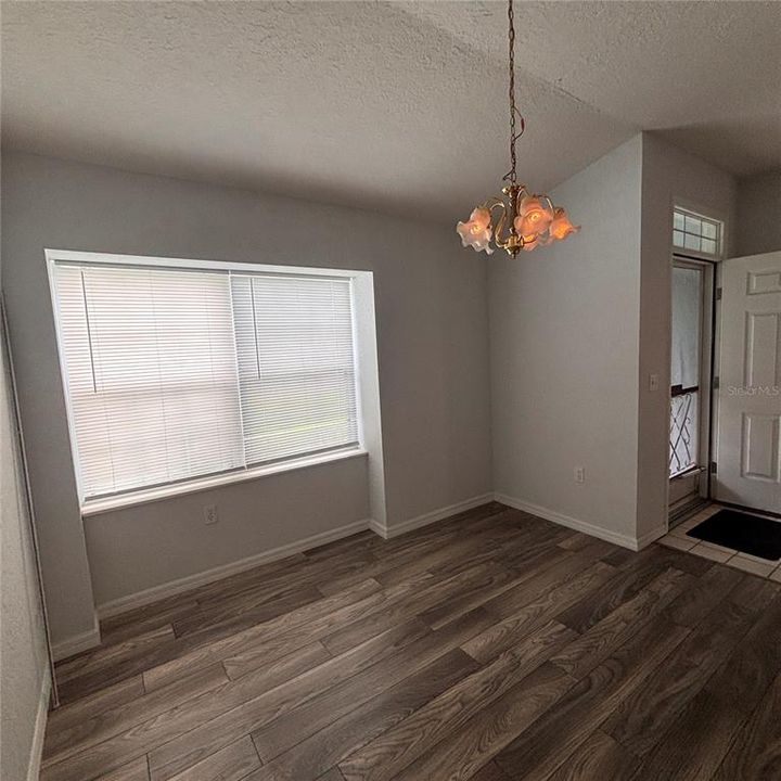 For Rent: $1,250 (2 beds, 2 baths, 1208 Square Feet)