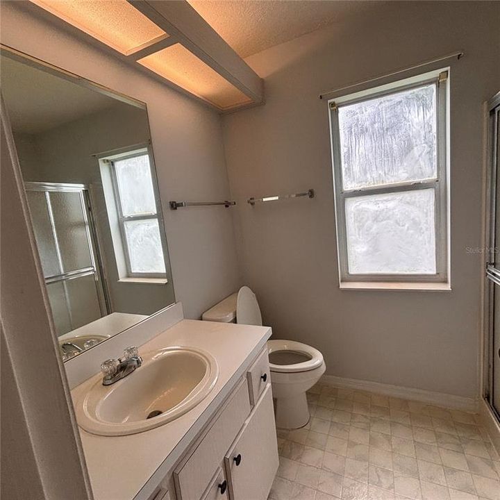 For Rent: $1,250 (2 beds, 2 baths, 1208 Square Feet)