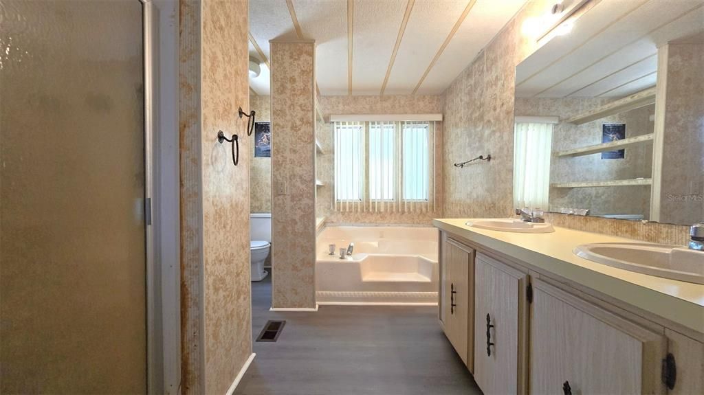 En Venta: $189,000 (2 camas, 2 baños, 1440 Pies cuadrados)