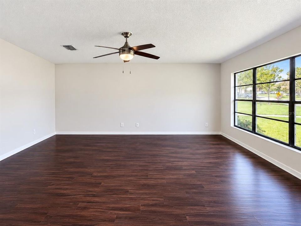 For Sale: $420,000 (4 beds, 2 baths, 2478 Square Feet)