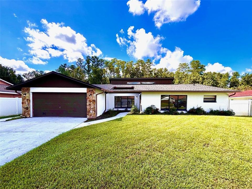 For Sale: $420,000 (4 beds, 2 baths, 2478 Square Feet)