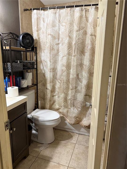 Activo con contrato: $225,000 (3 camas, 2 baños, 1391 Pies cuadrados)