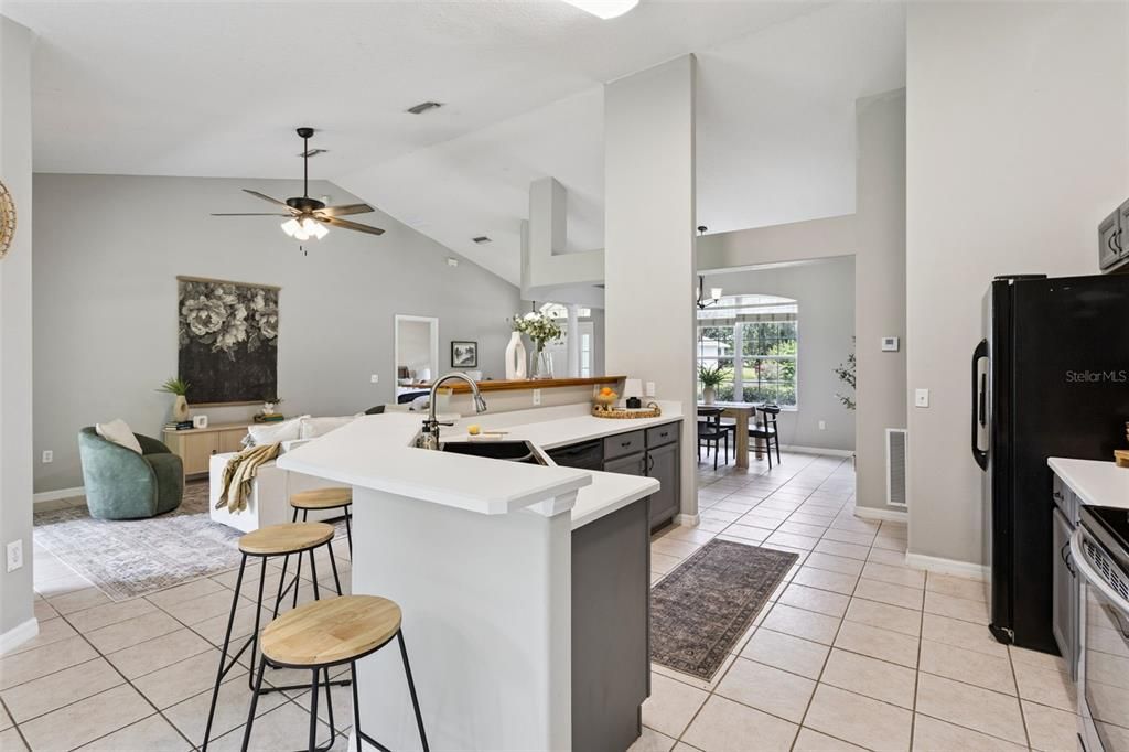 For Sale: $349,900 (3 beds, 2 baths, 1719 Square Feet)