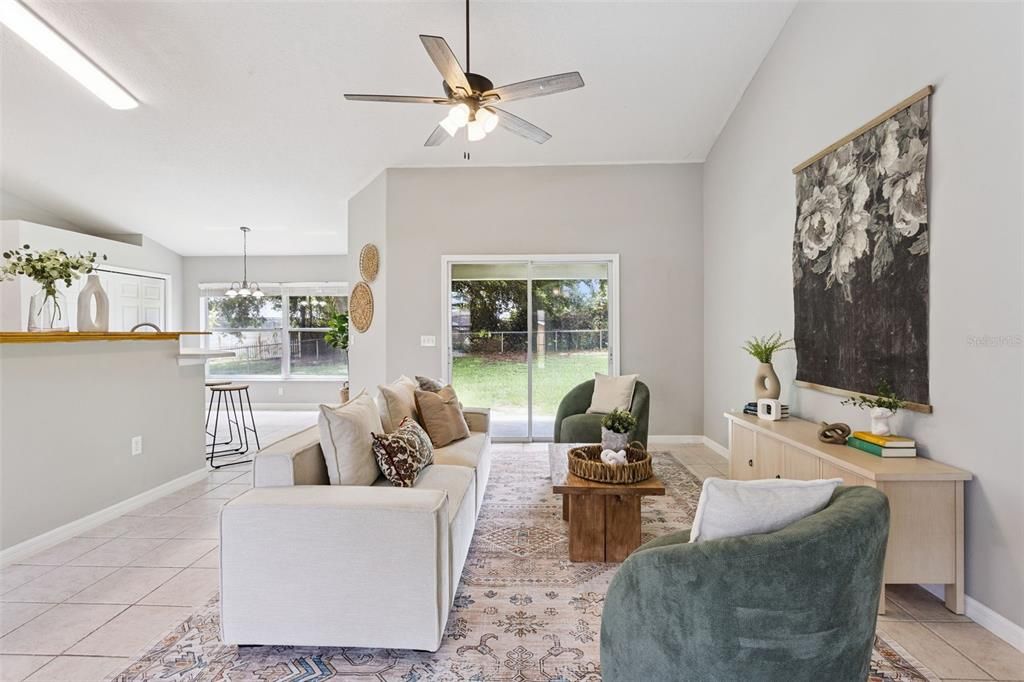 For Sale: $349,900 (3 beds, 2 baths, 1719 Square Feet)