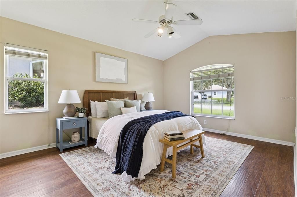 For Sale: $349,900 (3 beds, 2 baths, 1719 Square Feet)